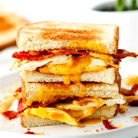 Easy Fried Egg Sandwich Recipe - The Anthony Kitchen