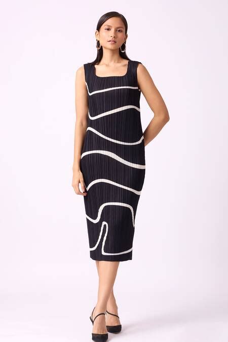Buy Black Polyester Square Neck Yana Abstract Stripe Print Dress For ...