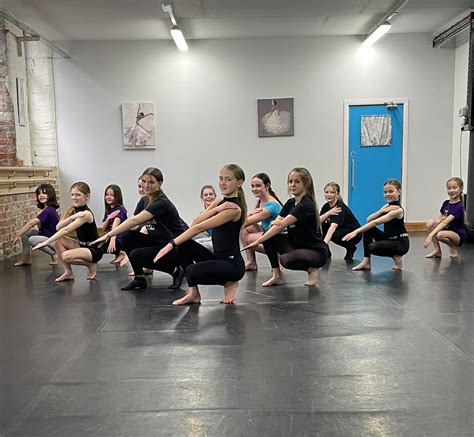 Classes - Creative Dance Centre