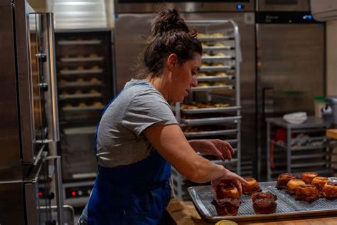 Work starts at 1 a.m. at this Oakland bakery that attracts pastry fanatics