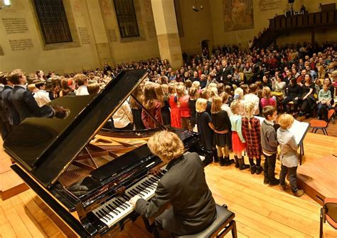 MIFUN VÁNOČNÍ KONCERT, Betlémská kaple, Prague, 8 December 2025 | AllEvents