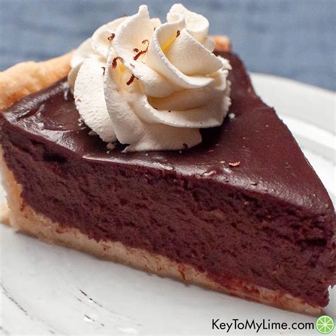 Easy Chocolate Pie {Pioneer Woman’s Old Fashioned Recipe} - Key To My Lime