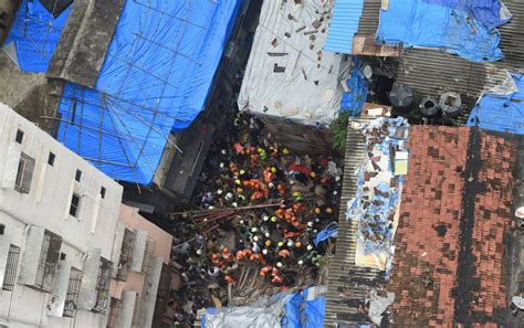 印度西部一建筑倒塌 至少10人遇难(含视频)_手机新浪网