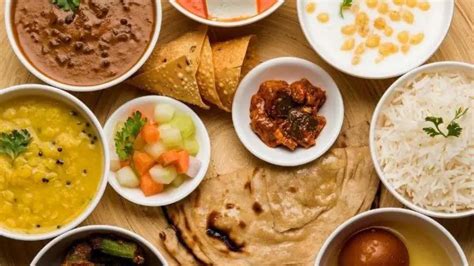 Roti Rice Rate ,Crisil Report: शाकाहारी थाली 10 फीसदी महंगी,आलू-टमाटर ...