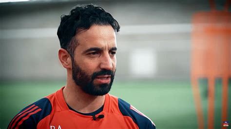 Ruben Amorim explains why Man United's players' 'scars are TOO DEEP ...