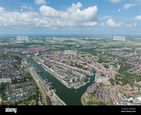 Middelburg is the capital city in the Dutch province of Zeeland on the former island Walcheren ...