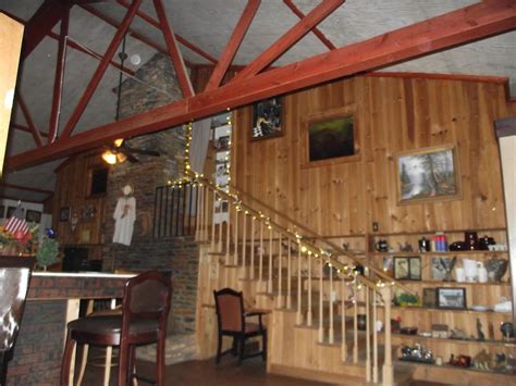 Miss Kittys web site in Love Valley, North Carolina