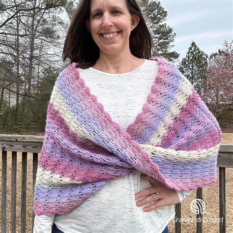 Infinity Twist Shawl Crochet Pattern – Change Path Crochet