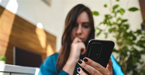 Text message scams by far the most common route for online fraudsters ...