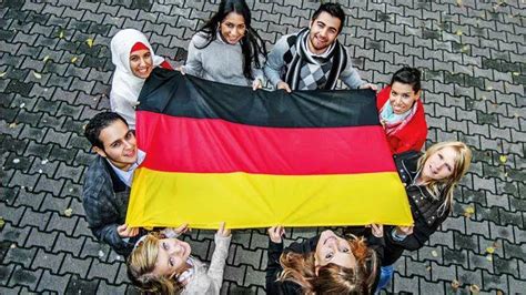 德国留学 | 全部放宽！德国新移民法案通过，父母及配偶父母也能拿永居！ - 知乎