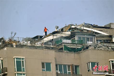 北京“最牛违建”变垃圾山 逾半年仍未拆完[组图]_图片中国_中国网