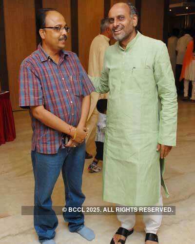 Vipin Kamdar and Ashok Dhawad at the 50th birthday party of Sushil ...