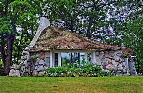 Enchanting Mushroom House in Charlevoix, Michigan