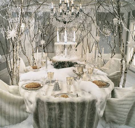 Christmas Table setting ideas to brighten your Holiday Parties