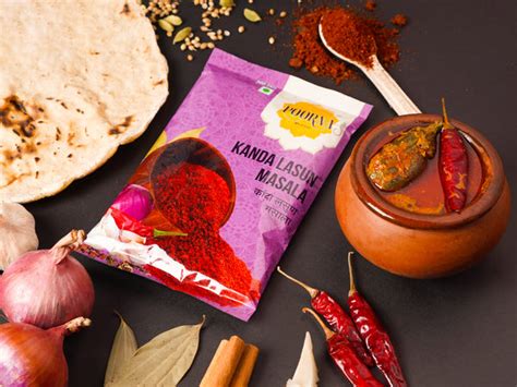 How to Make Authentic Kanda Lasun Masala at Home? | Poorna Kanda Lasun ...