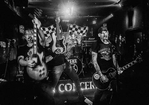 ZEKE (USA) w/ The Onyas and Stepmother at The Bendigo Hotel ...