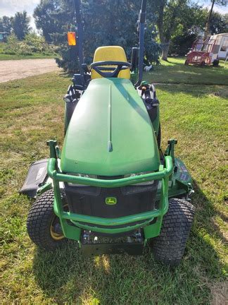 John Deere 1025R Stump Grinder 的图像结果