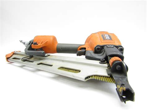 Ridgid R350CHA Clipped Head Cordless Framing Nailer