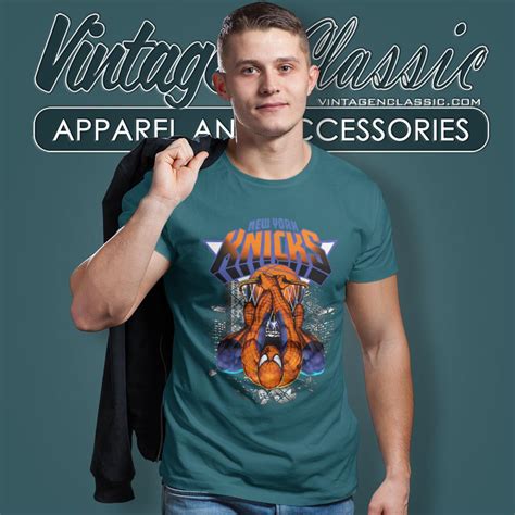 Spiderman New York Knicks Shirt - Vintagenclassic Tee