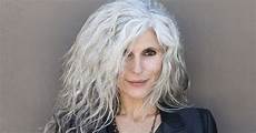 Is Gray Hair In Style 2017 by 17 Hairstyles That Prove Going Gray And White Is Is Gray Hair In Style 2017