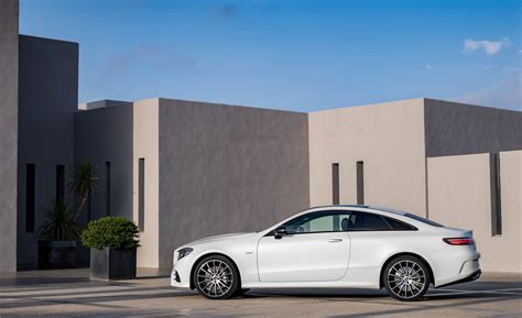 2018 Mercedes-Benz E400 Coupe | Cars Exclusive Videos and Photos Updates