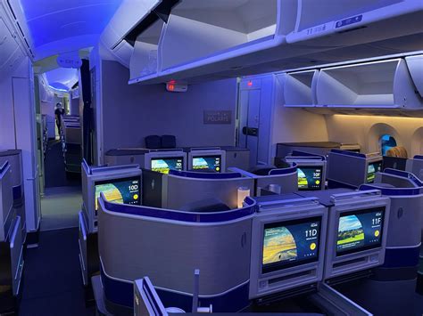 Review: United Airlines 787-9 Polaris Business Class - International ...