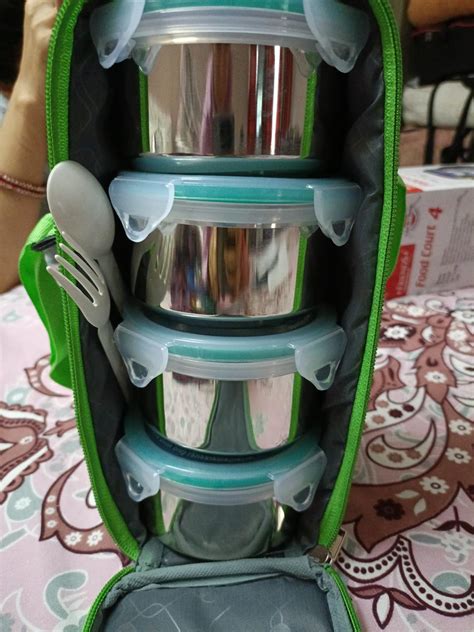 Friends 18/10 Steel Food Court Lunch Box, 600 ml, 5-Piece : Amazon.in ...