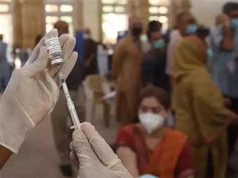 covid vaccine shortage: Vaccines in short supply but India Inc soldiers ...