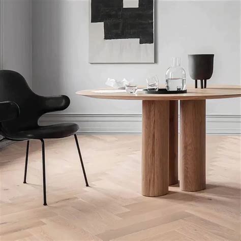 Shop Custom Gabi Oak Wood round Dining Table in Natural Finish in Matt ...