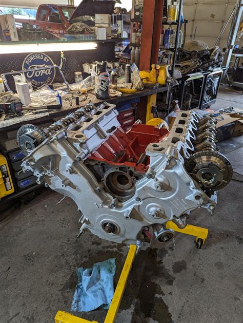 111.1 Compression Small Block Chevrolet Engine 的图像结果