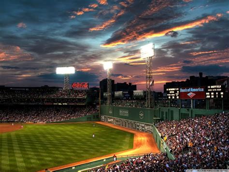 Fenway Park 的图像结果