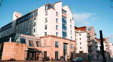 EDINBURGH MARRIOTT HOTEL HOLYROOD (Scotland) - Hotel Reviews, Photos ...