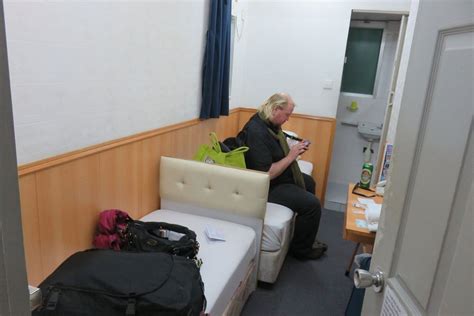 LEE GARDEN GUEST HOUSE (Hong Kong) - Hostel Reviews, Photos, Rate ...