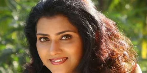 Actress Vani Viswanath Songs - Movies - Song Lyrics - பாடல் வரிகள் ...
