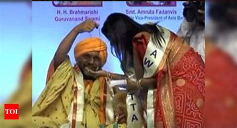 ‘Magic chain’ by godman lands Devendra Fadnavis' wife in row | India ...