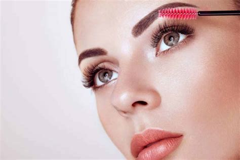 Eyelash Extension Aftercare | How to Care For Your Eyelash Extensions