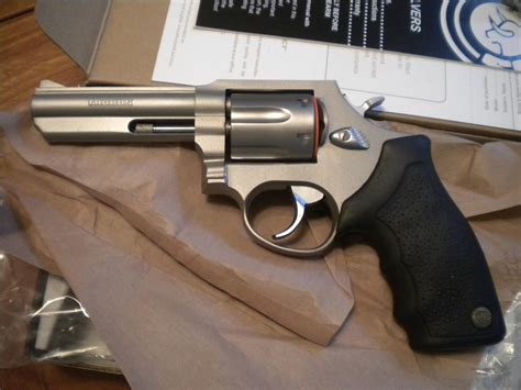 ** Smith & Wesson .357 Magnum with 3.5" Barrel | Barnebys
