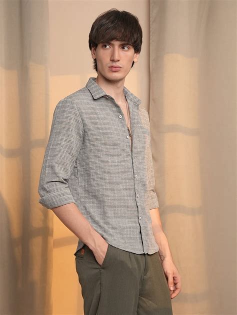 ₹854 | Campus Sutra men's Ash Grey Micro-Tartan Plaid Shirt - Campussutra