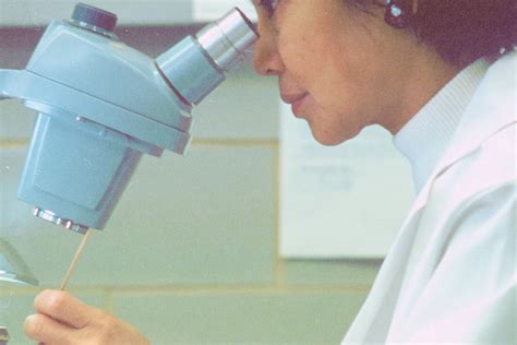 What Does Bacterial Vaginosis Discharge Look Like?