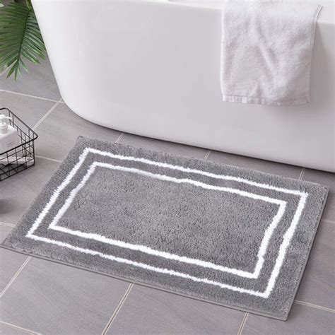 Amazon.com: Uphome Gray Bath Mat for Bathroom, 18x24 Modern Bathroom ...