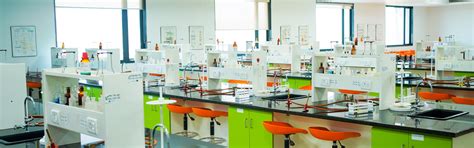 BMLT Course: Bachelor of Medical Laboratory Technology Colleges in India