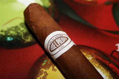 Jose L. Piedra Cremas (Single Cigar) - www.cigarsindia.in