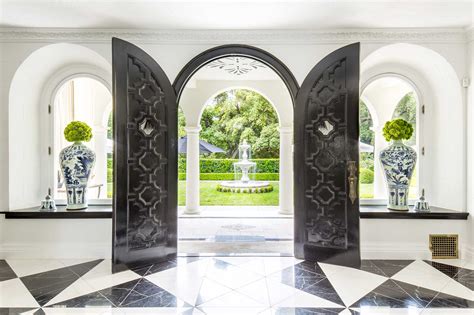 2018 Pasadena Showcase House of Design – Grand Foyer - Peltier Interiors