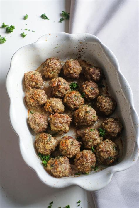 How To Bake Meatballs In The Oven - Recipes From A Pantry