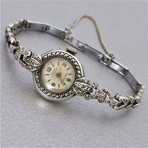 I do love a vintage watch, especially one with little metallic sparkles ...