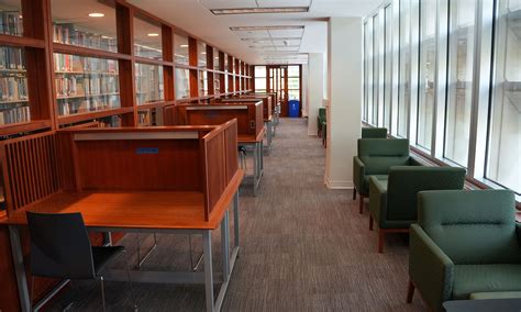 Graduate Study Room 326 - WashU Libraries