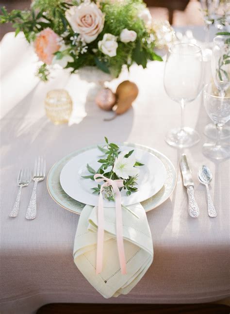 46 Napkin Folds That Will Elevate Your Reception Tables | Wedding place ...