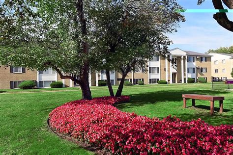 Cherry Hill Manor Apartments - Inkster, MI 48141 | ApartmentGuide.com