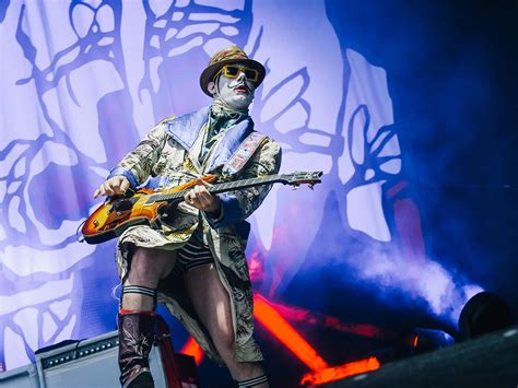 Limp Bizkit Guitarist Costumes