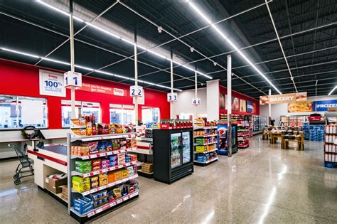 Convenience Store Building 的图像结果